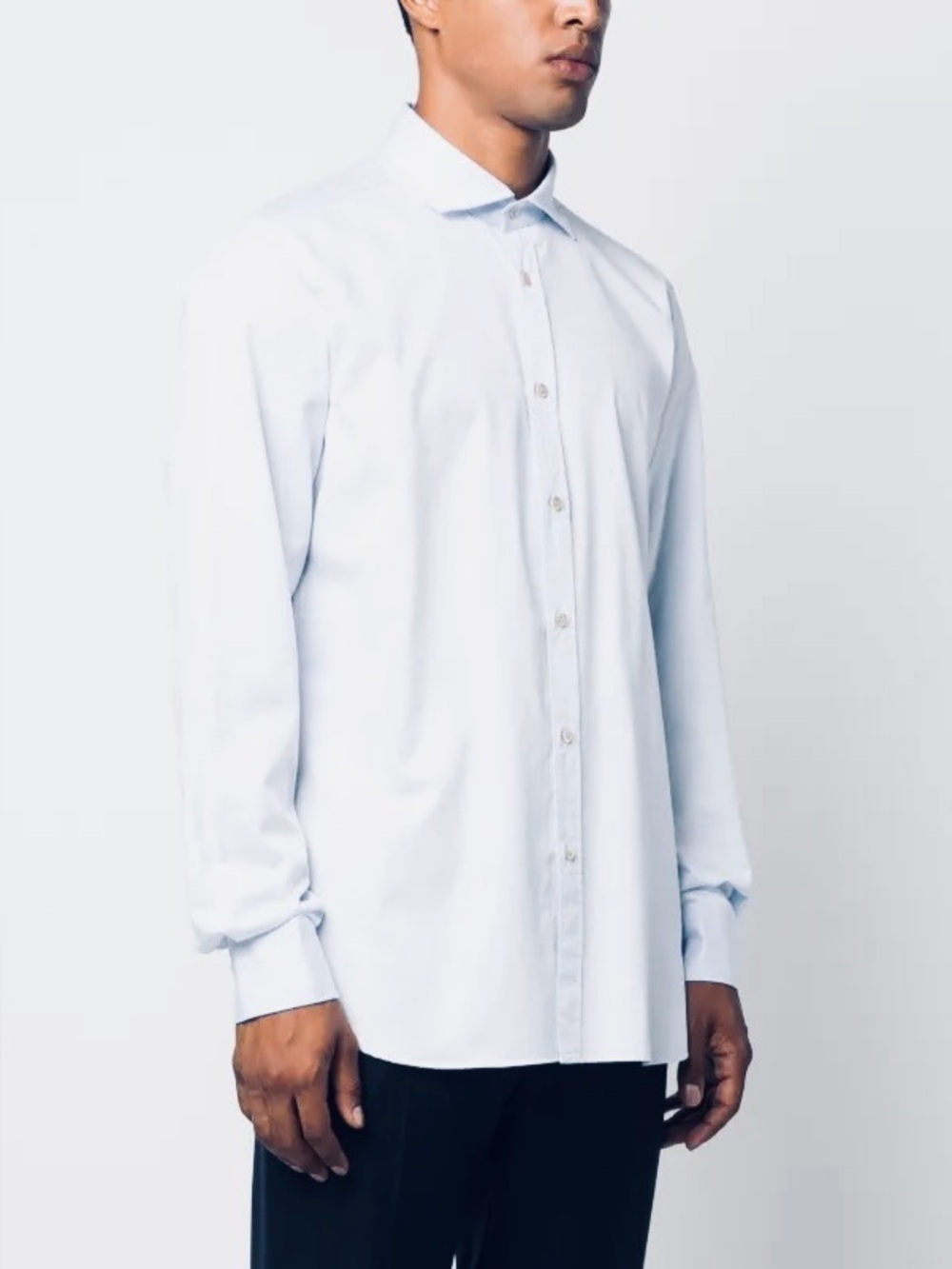 Boglioli Classic blue crisp chic Button-Down quiet luxury Italian scandi 45/18